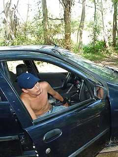 Hot twinks drive out of town to go down and dirty