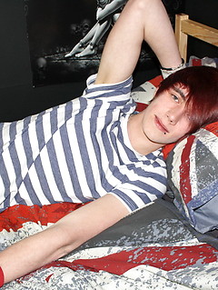 Cute emo boy Rhys Casey jerks off