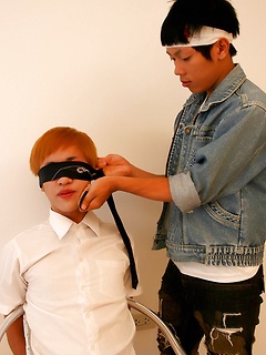 Masas hole is inspected after being fucked, Ken releases a healthy load onto Masas cheek