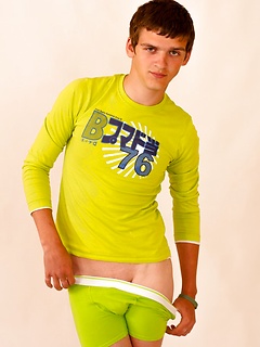 Straight teen dude Danny Roulier looks so amazing