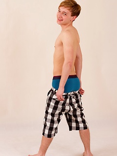 Falling in love with adolescent Max Best