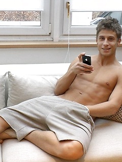 Chris Hoyt combines with one of Belami biggest cocks Jack Harrer