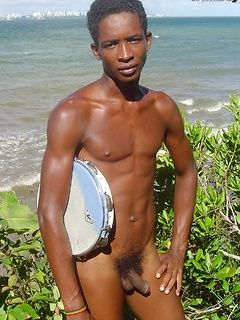 HMBoy Marcio tropical paradise
