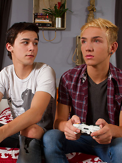 Twink nerd Matthew Keading and sultry blonde boy Dylan Hall