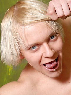 Blonde boy Rori solo pictures